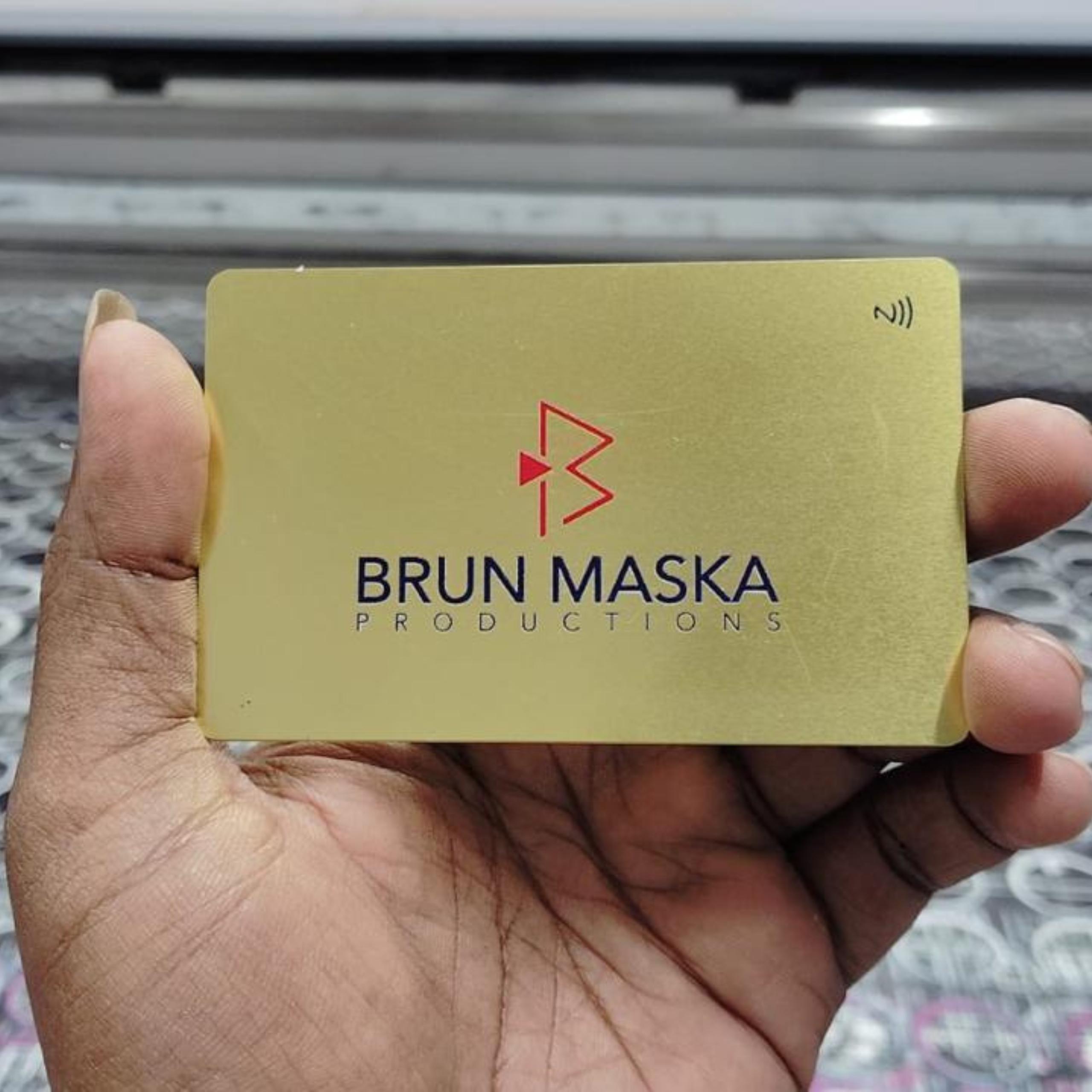 Gold Metal NFC Business Card - Image 4